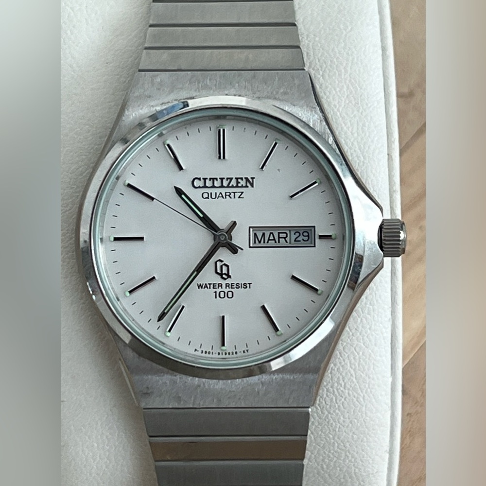 Citizen Men’s Watch Vintage White Dial Stainless Bracelet Day Date Window Rare